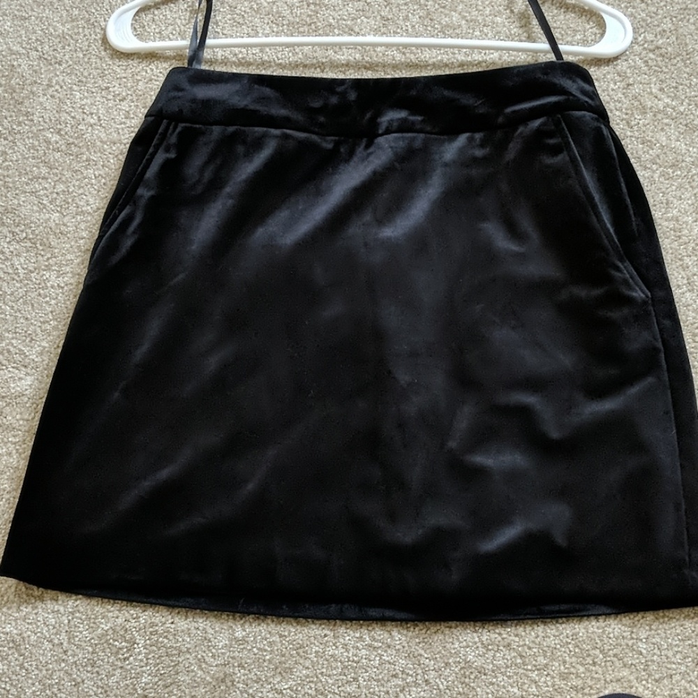 Black Velvet Skirt with Pockets
